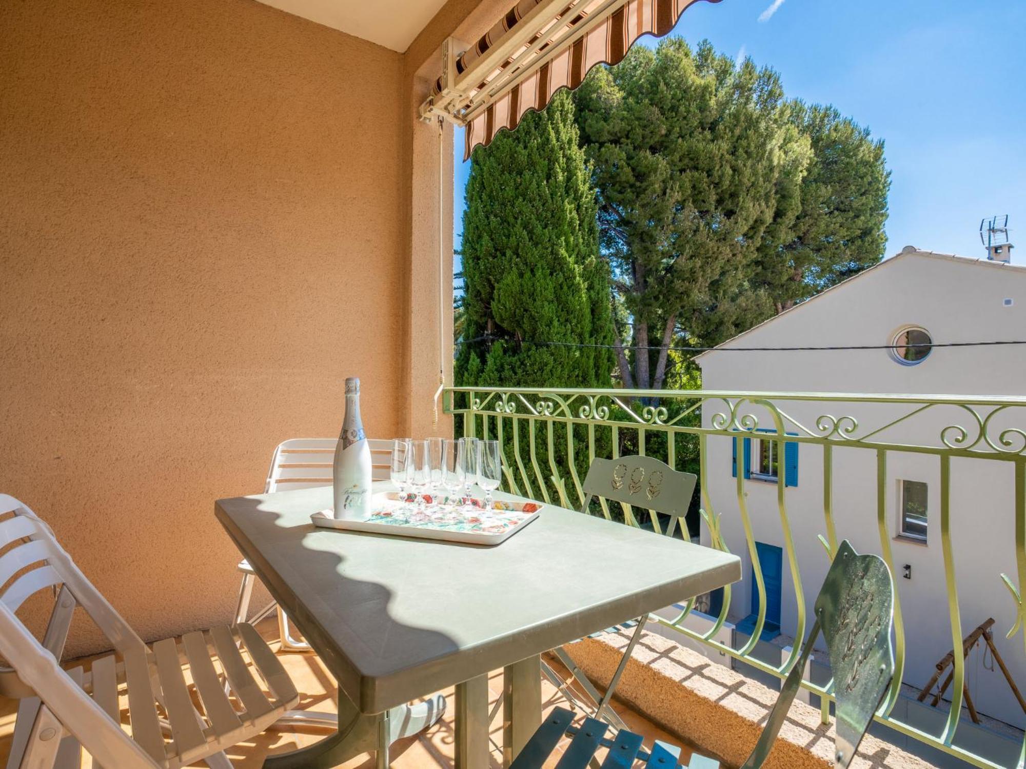 Apartment Les Mimosas By Interhome Les Lecques Exterior photo